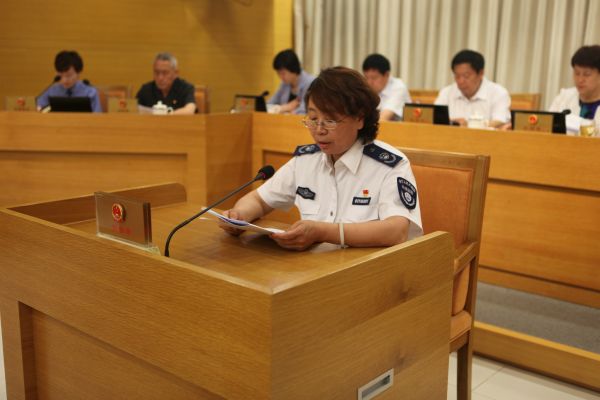 区五届人大常委会召开第十八次会议2.jpg