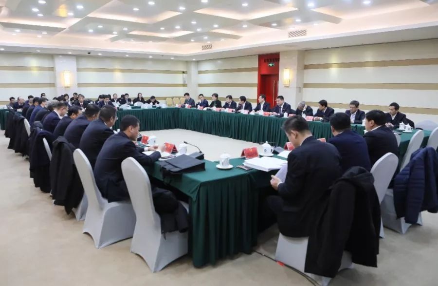【会议专讯】区五届人大六次会议召开代表团团长会议