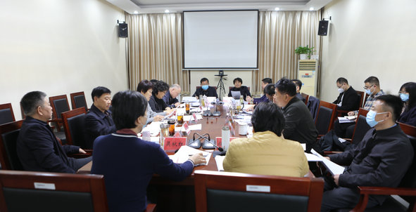 区六届人大常委会召开第九次主任会议