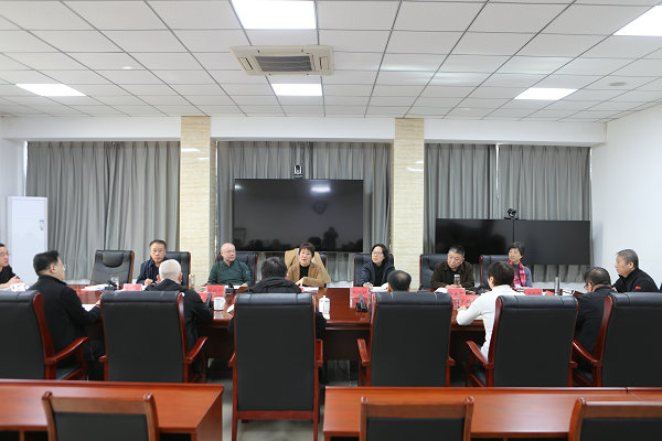 区六届人大常委会召开第三十二次主任会议