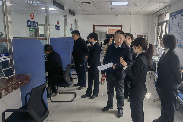 区人大监察和司法委调研民事审判及执行工作情况