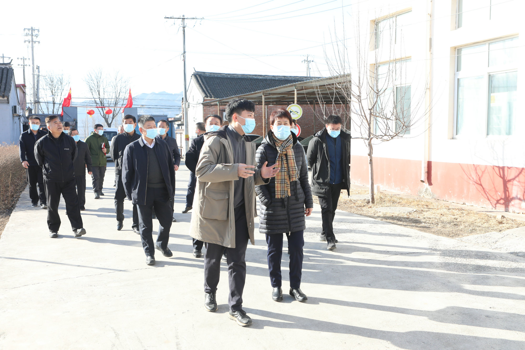彭丽霞主任带队现场督办代表建议