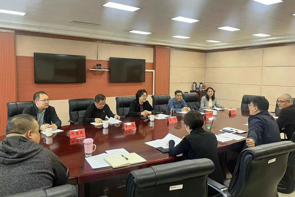 ​肖坤副主任带队到区财政局调研政府采购和预算执行情况