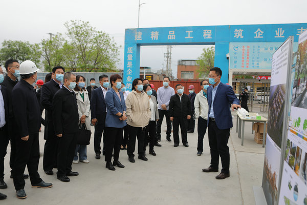 彭丽霞主任带队到科学城调研专项债项目情况