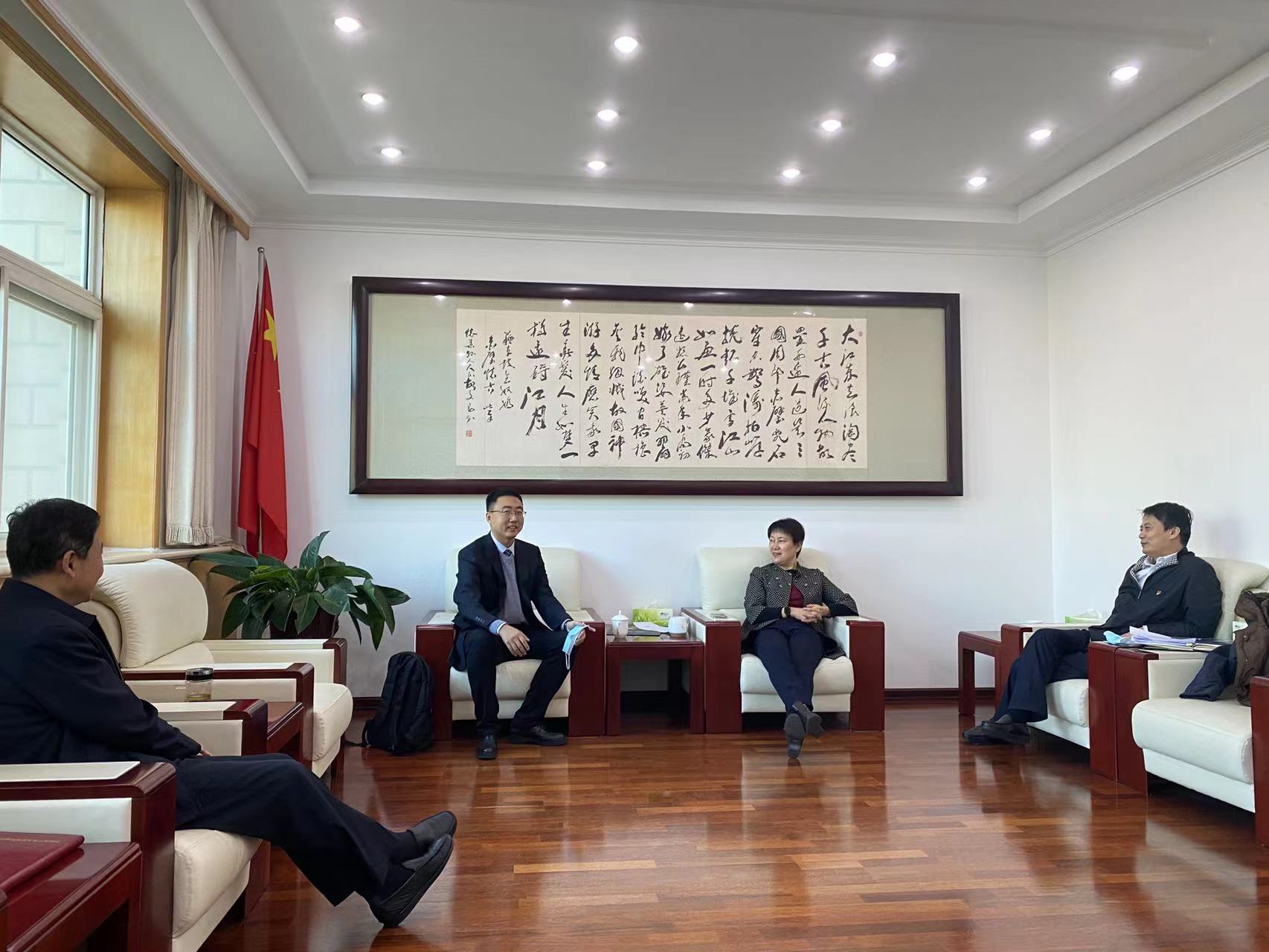 彭丽霞主任与部分新当选人大代表座谈交流