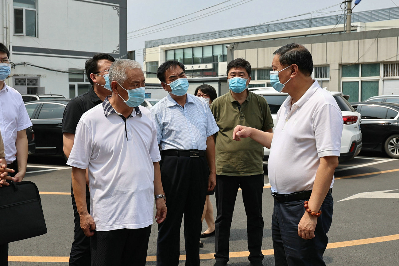 市人大社会委主任委员丛骆骆来我区开展执法检查