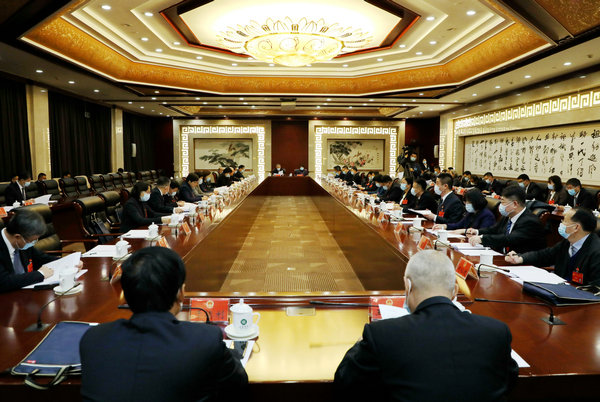 北京市怀柔区第六届人民代表大会第二次会议主席团分别举行第一、第二、第三次会议