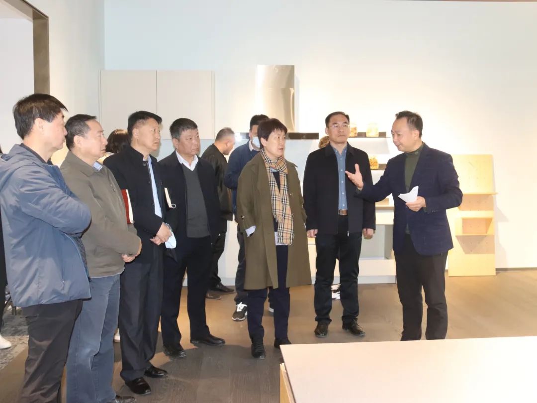 彭丽霞主任到北房镇就优化营商环境助推企业提质增效进行调研