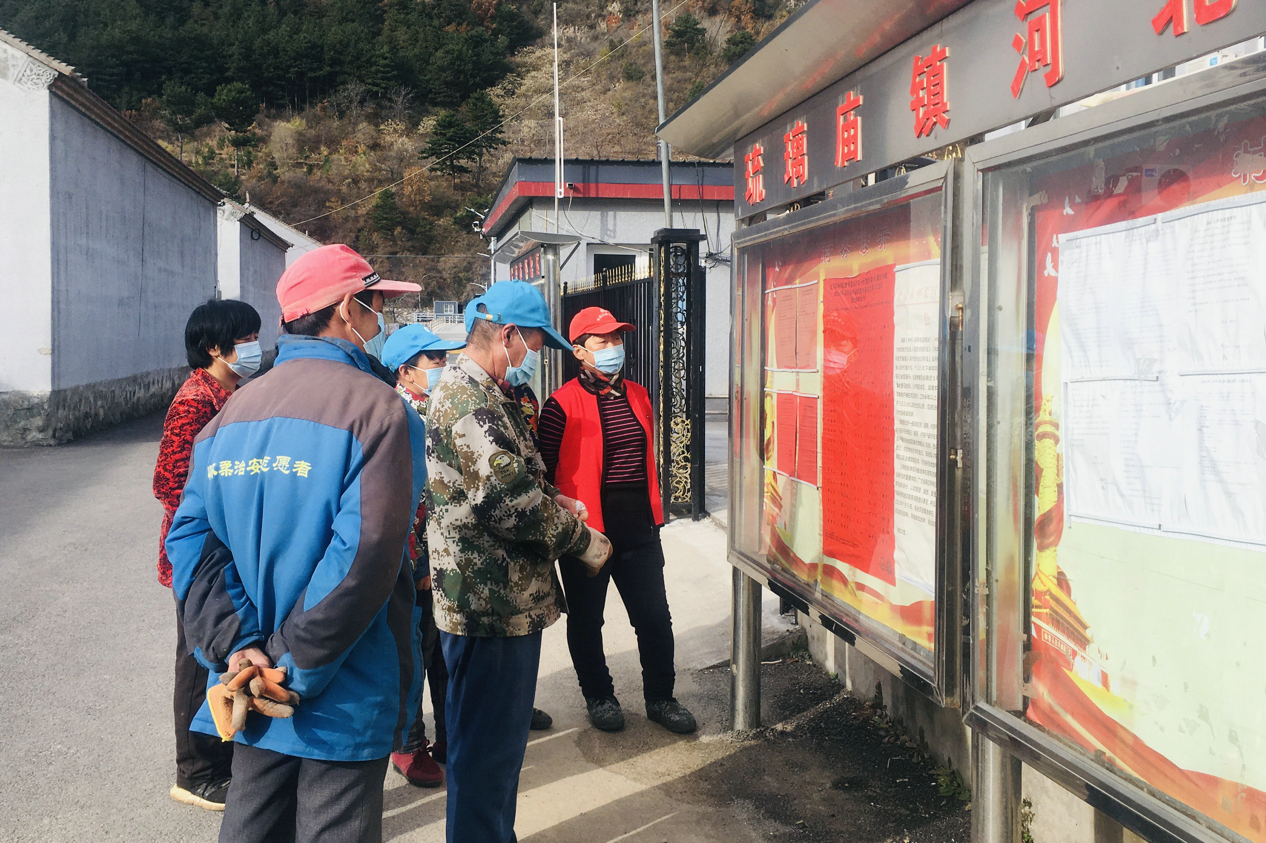 我区张榜公布区和镇乡人大代表正式候选人名单