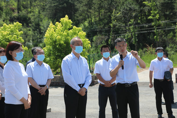 市人大常委会主任李伟来怀开展民族团结进步工作专题调研