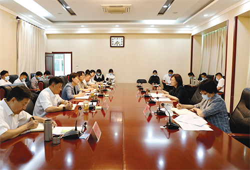 01 区委书记郭延红到区人大调研座谈.png