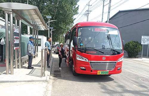 03 1代表建议解民忧 公交开到家门口.jpg