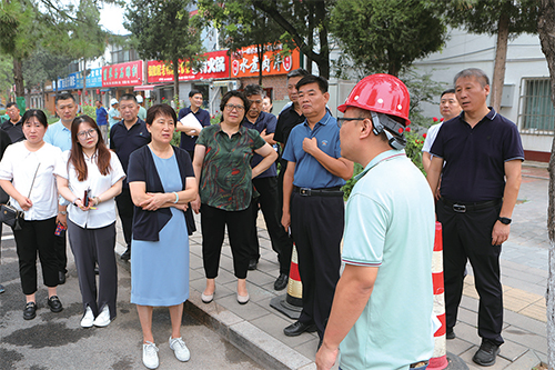 02 彭丽霞主任带队调研代表议案建议办理情况.jpg
