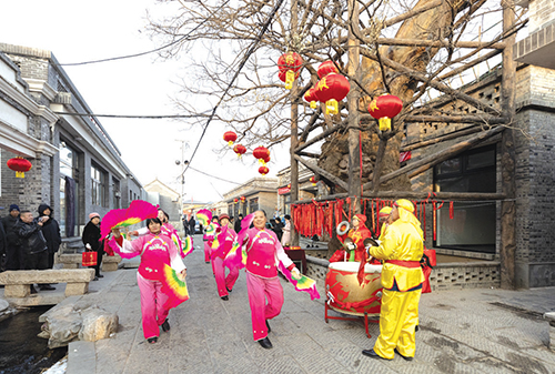 04 龙腾虎跃歌盛世 欢欢喜喜庆新年4.jpg