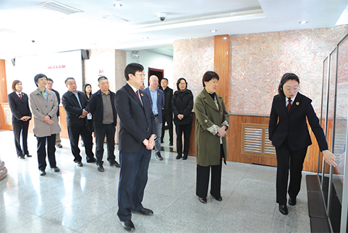 01 彭丽霞主任带队到区人民检察院调研.jpg