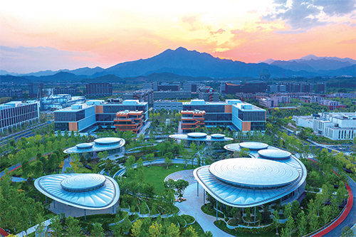 03 怀柔科学城城市客厅分批次投用.jpg