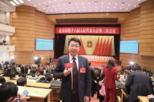 02 怀柔团代表参加市十六届人代会三次会议4.jpg