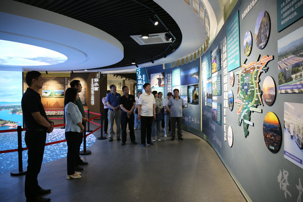 人大龙山街工委组织开展廉政教育基地学习参观活动6.19.jpg