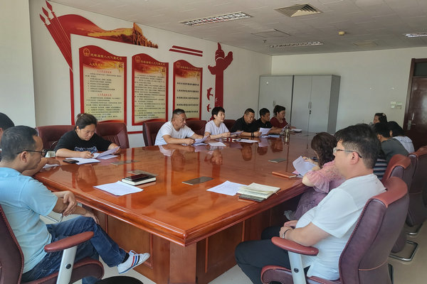 琉璃庙镇组织召开代表进家站活动暨人大代表意见建议交办会