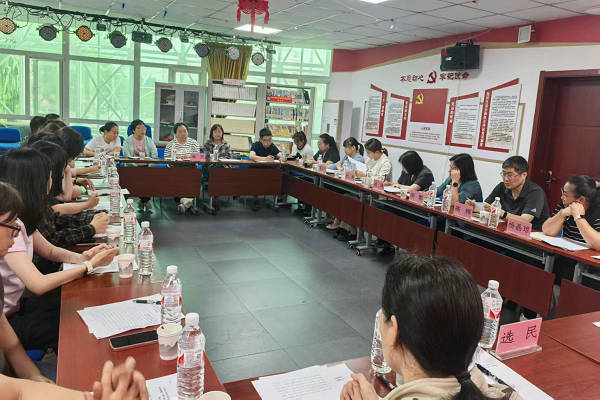 5.21区法院立案庭到龙山街道车站路社区征求意见建议 (3).jpg