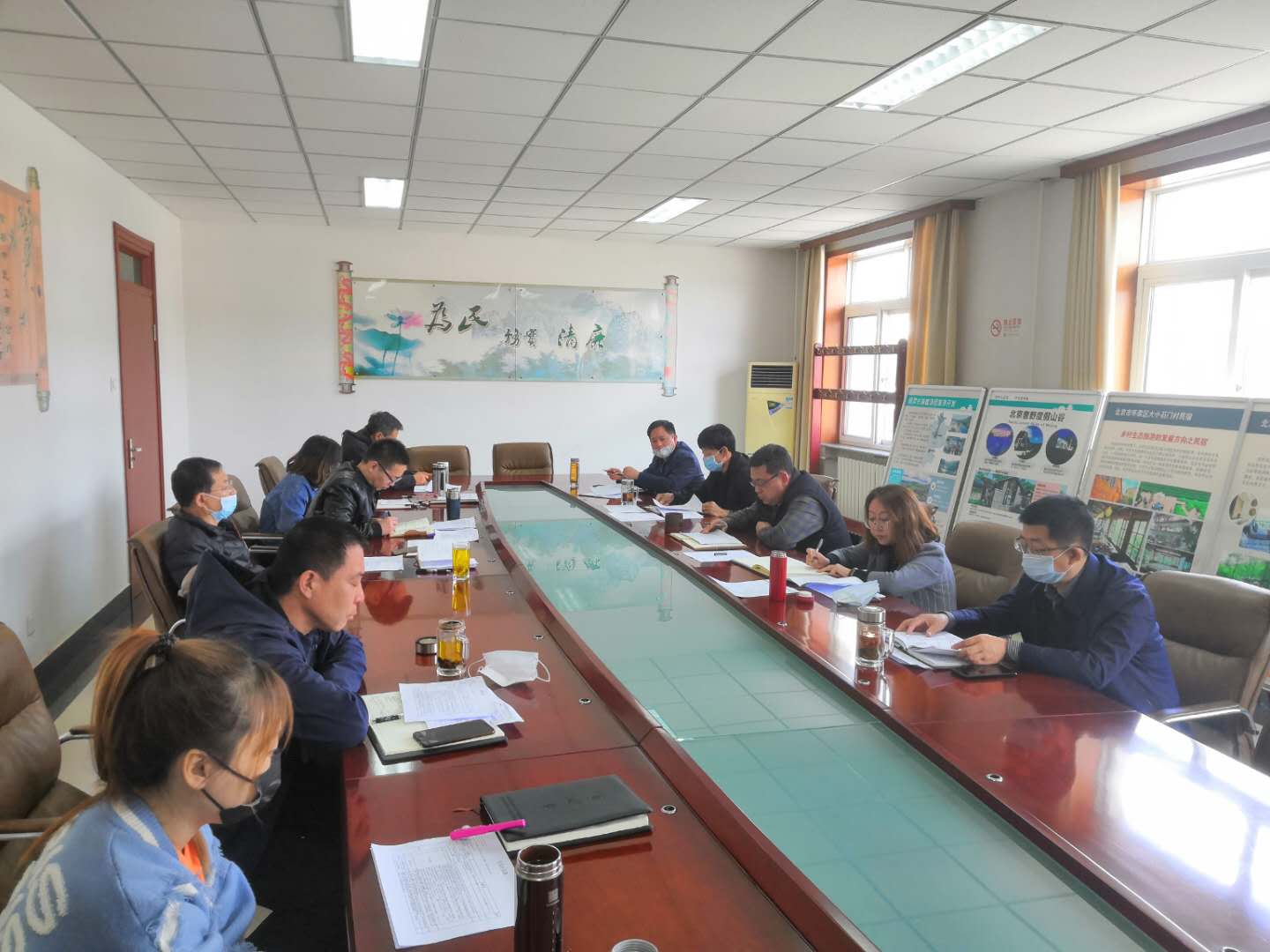 长哨营满族乡召开乡人大代表议案、建议办理督办会