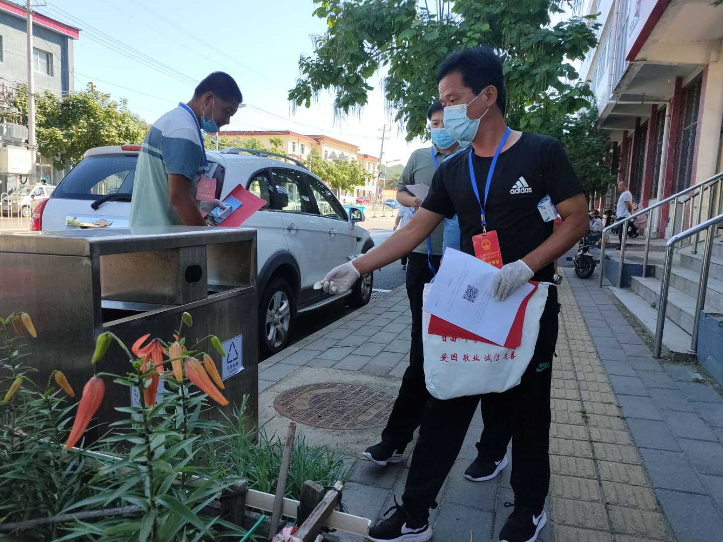 汤河口镇人大部署两条例身边检查暨人大代表助力创城攻坚志愿服务活动