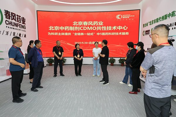 北房镇人大代表开展参观考察活动